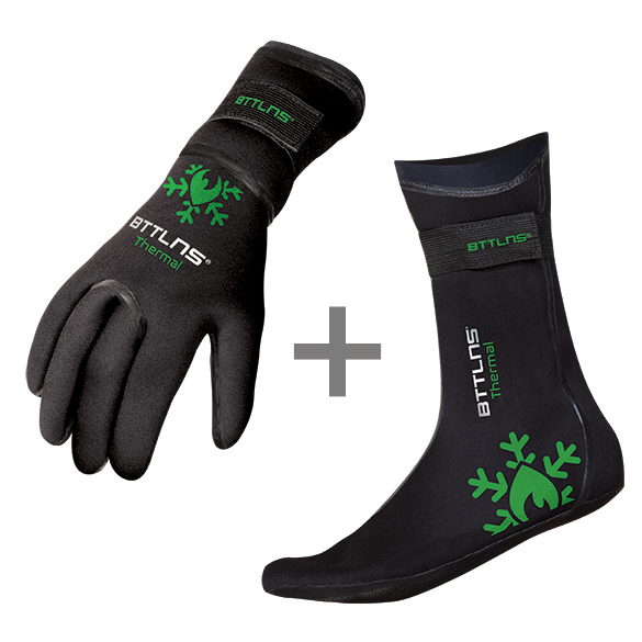 BTTLNS Neoprene thermal swim gloves and swim socks bundle green  0121016+0121017-037