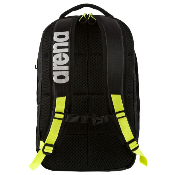 arena fast dry backpack